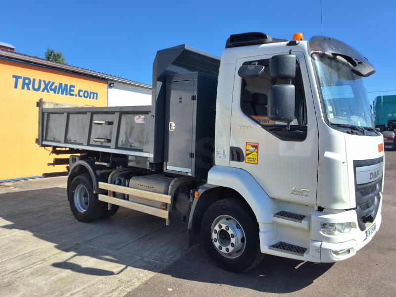 Camion DAF LF 260 Benne Bi-benne