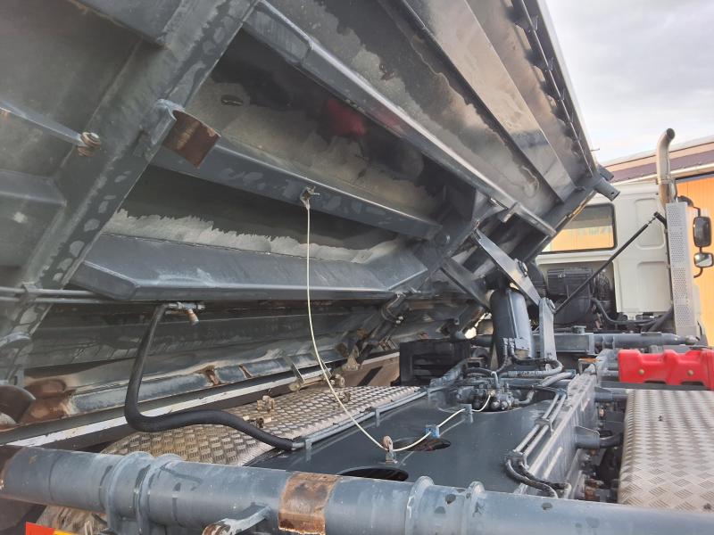 truck DAF CF 430 Dump body Two-directional trailer body