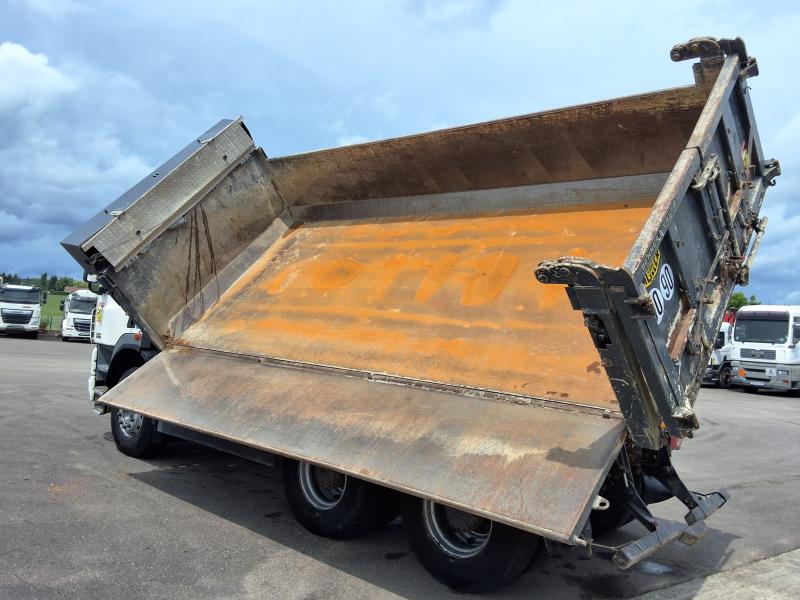truck DAF CF 410 Dump body Two-directional trailer body