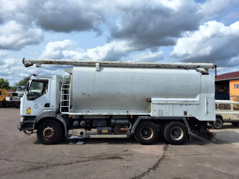 truck Renault Kerax 420 DCI Tank Food