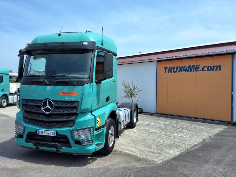 Cabeza tractora Mercedes Actros 1848 L