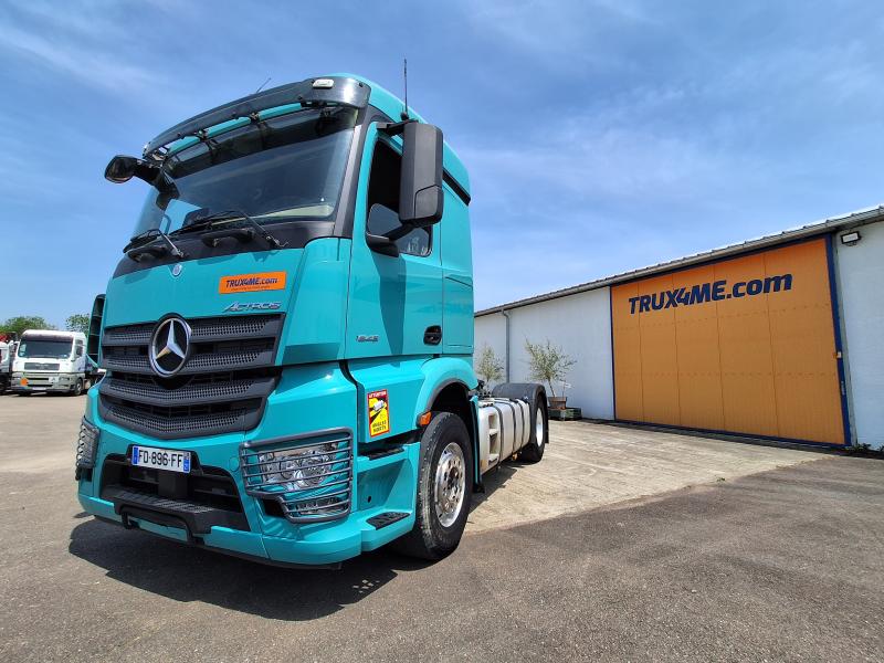 Cabeza tractora Mercedes Actros 1848 L