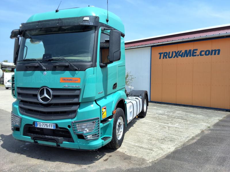 Cabeza tractora Mercedes Actros 1848 L