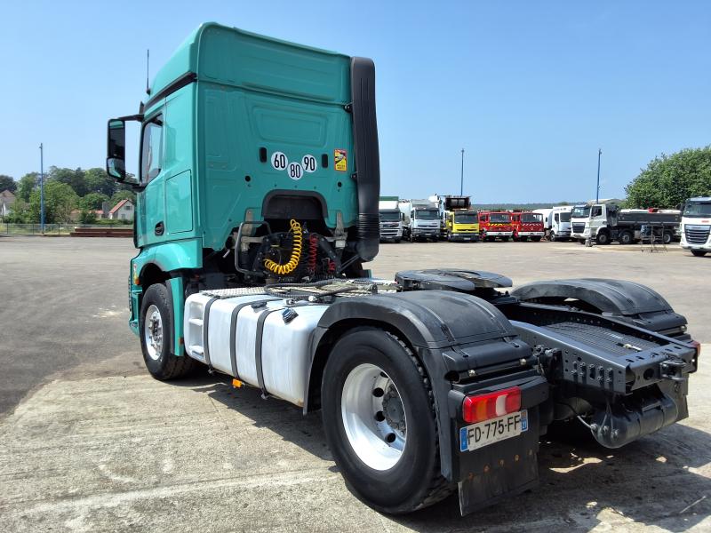 Cabeza tractora Mercedes Actros 1848 L