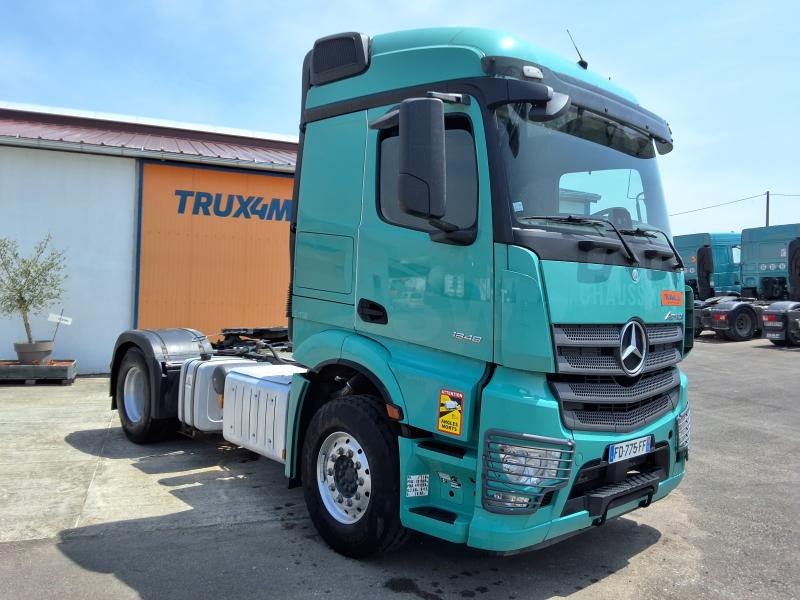 Cabeza tractora Mercedes Actros 1848 L