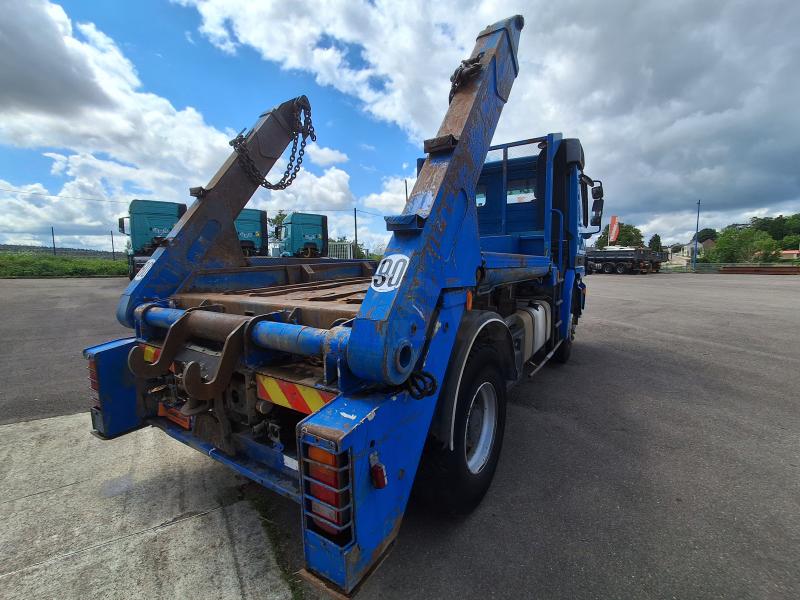truck Mercedes Actros 1843 Trailer body two loading arms with chains