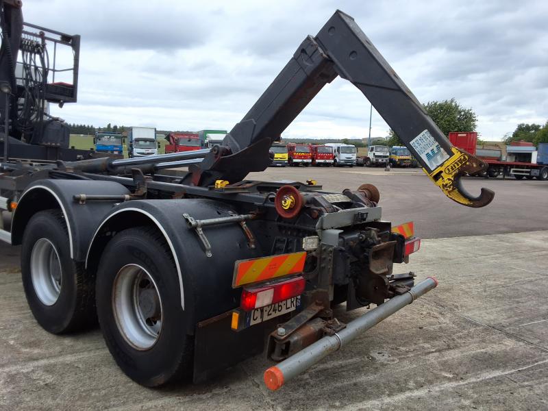 Camión Renault Kerax 370 DXI Ampliroll