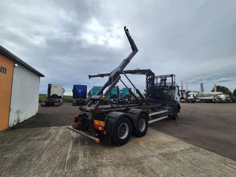 Camión Renault Kerax 370 DXI Ampliroll