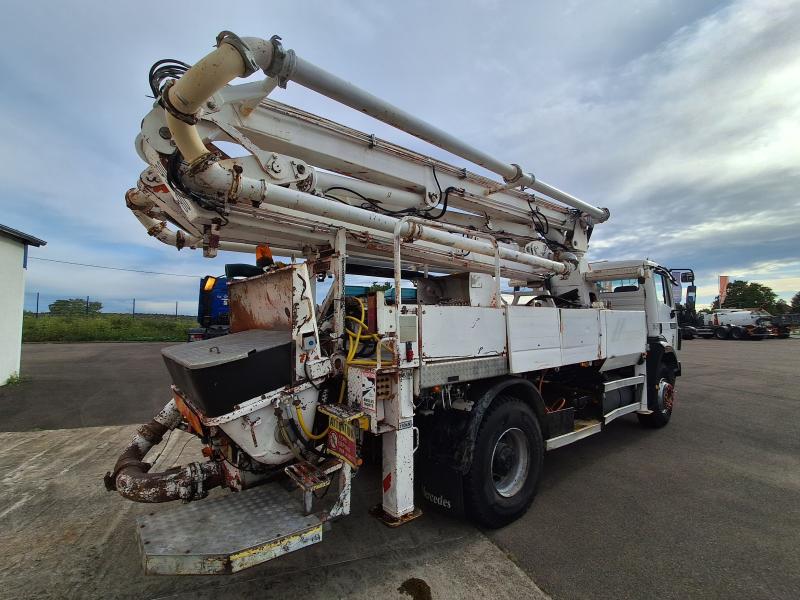 Camión Mercedes 2024 HN 45 Bomba de hormigón