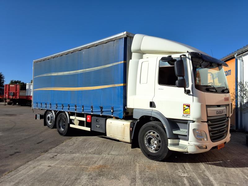 Camion DAF CF 400 Rideaux coulissants PLSC (tautliner)