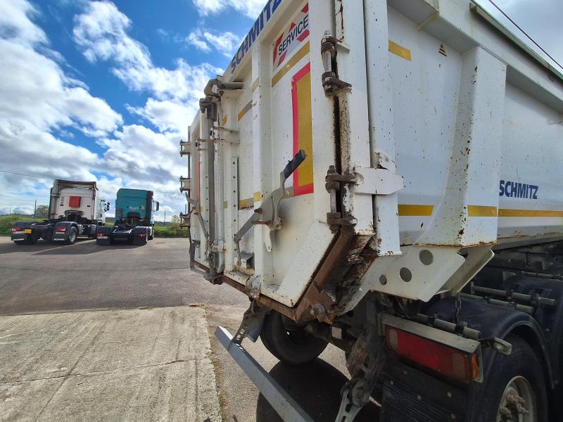 Semi-trailer Schmitz Cargobull SGF Dump body Construction tipper