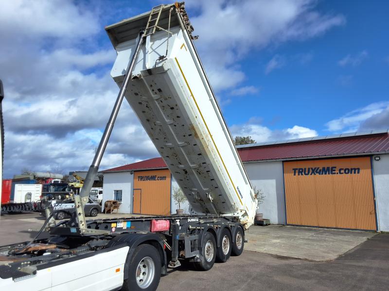 Semi-trailer Schmitz Cargobull SGF Dump body Construction tipper