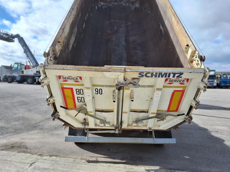 Semi-trailer Schmitz Cargobull SGF Dump body Construction tipper