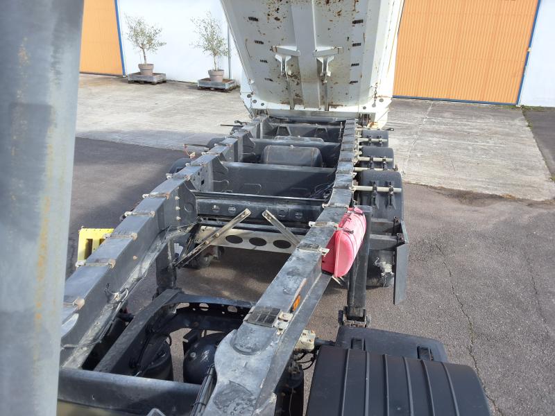 Semi-trailer Schmitz Cargobull SGF Dump body Construction tipper