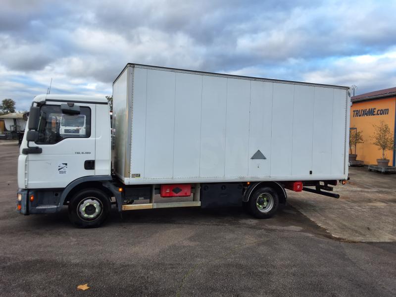 Camión MAN TGL 8.180 Furgón