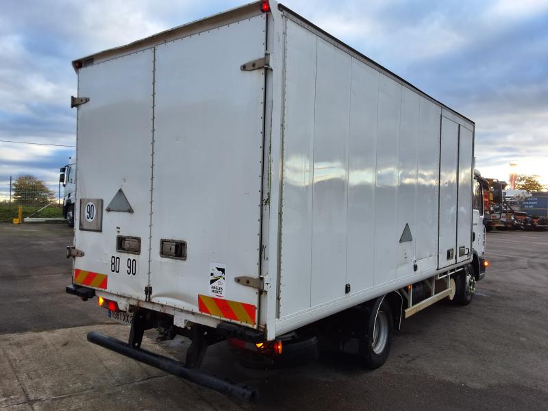 Camión MAN TGL 8.180 Furgón