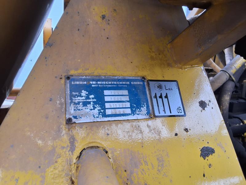 truck MAN TGA 35.413 Mixer pump