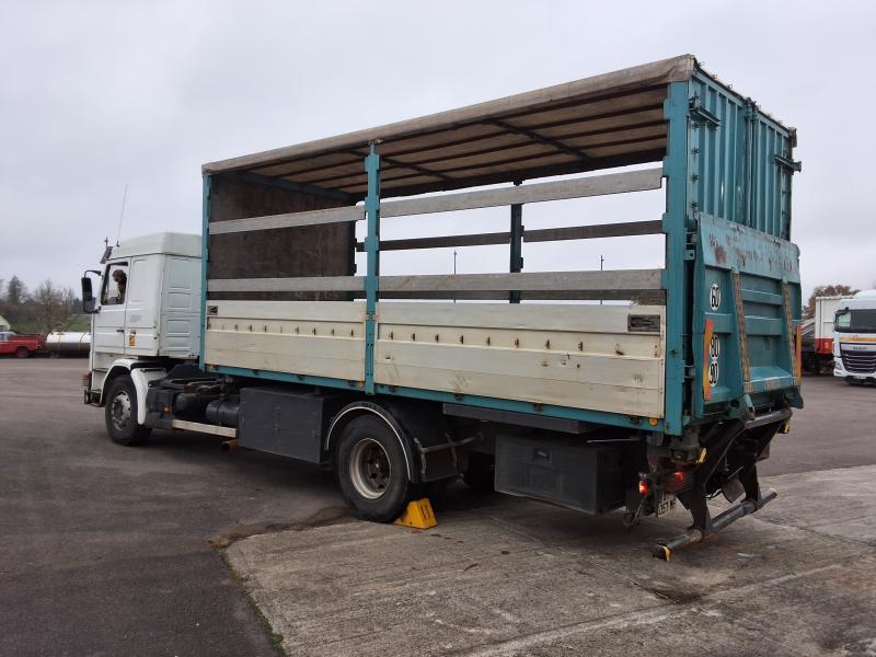 truck Scania M 143M450 Tarp truck