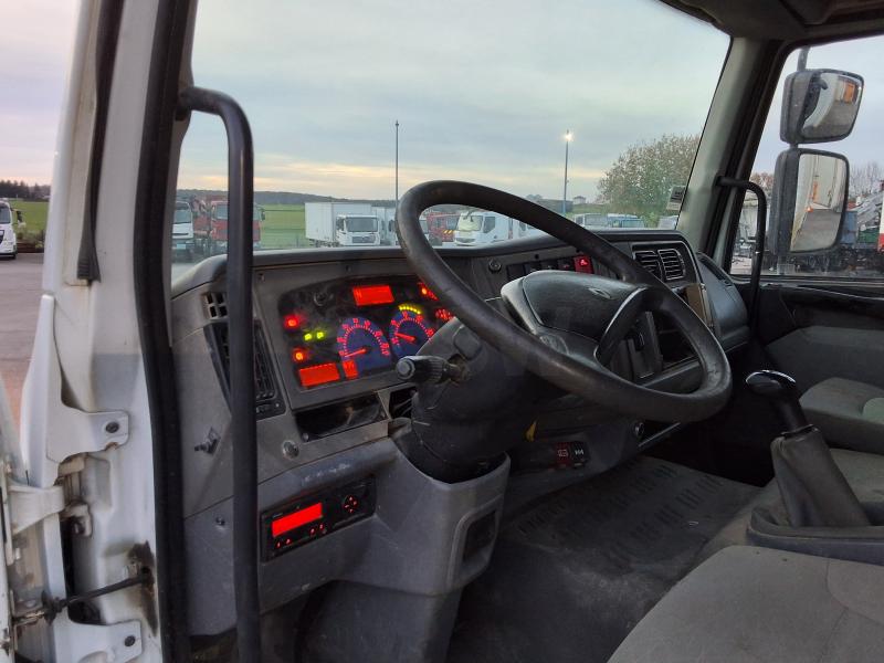 truck Renault Midlum 220 DCI Box