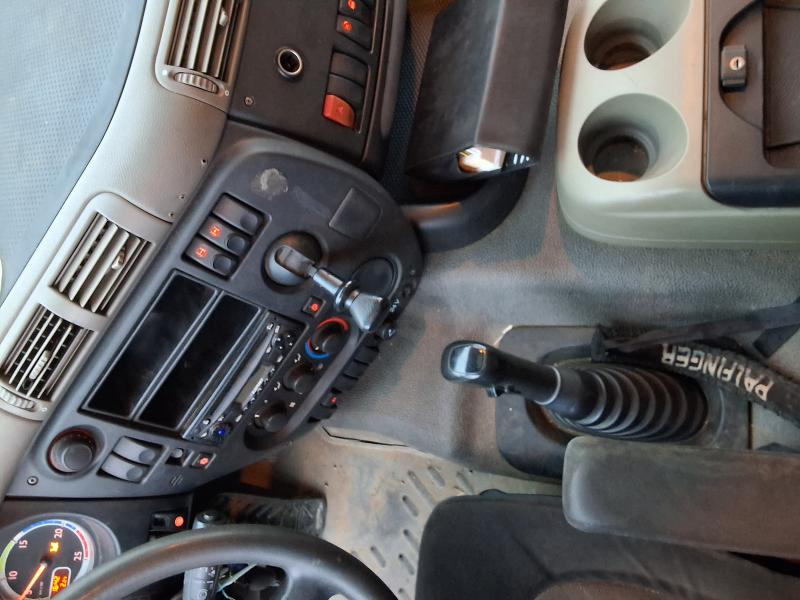 Camión DAF CF85 360 Caja abierta