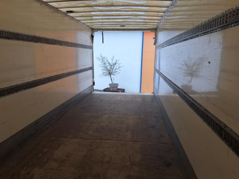 Camión Renault Midlum 220.12 DXI Furgón