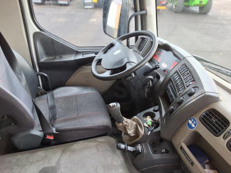 Camion Renault Midlum 190.13 DXI Fourgon