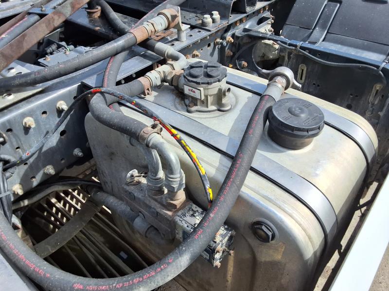 Tracteur Renault Premium 460 DXI