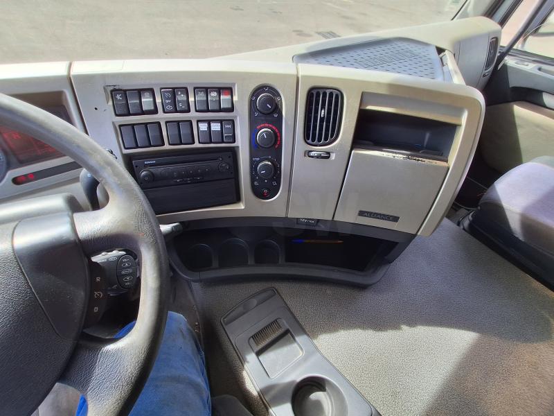 Tracteur Renault Premium 460 DXI