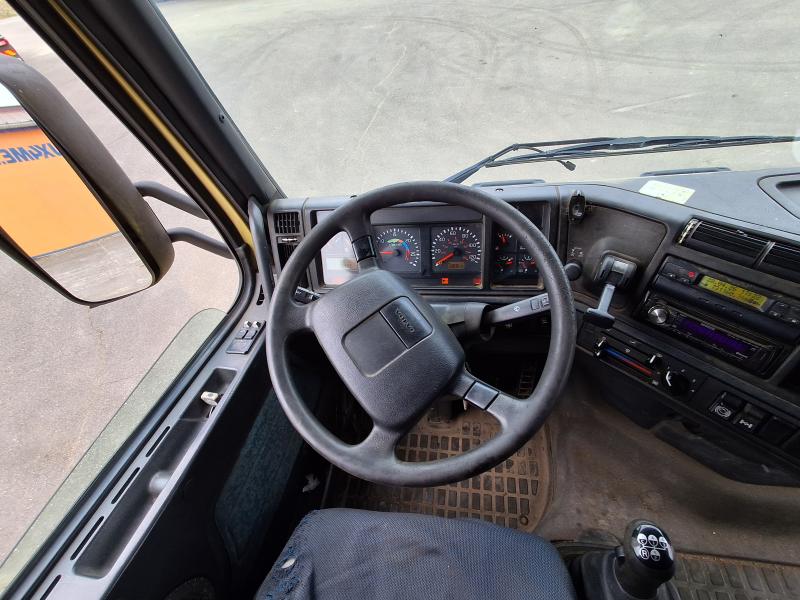 Tracteur Volvo FH12 380