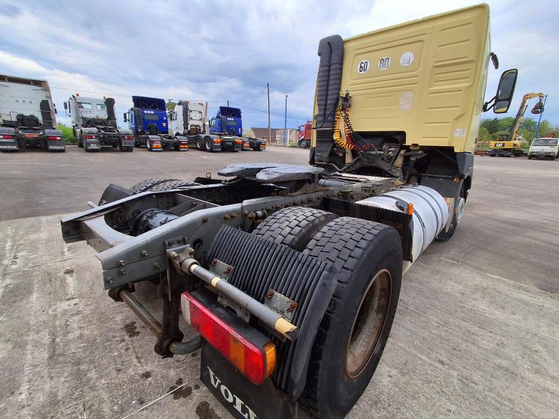 Tracteur Volvo FH12 380