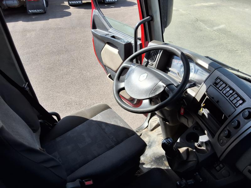 truck Renault Midlum 240 DXI Tarp truck