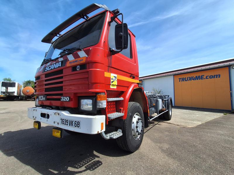 truck Scania P 113H320 Hook arm system
