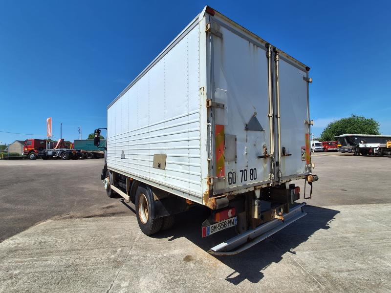 Camion Renault Midlum 220 DCI Fourgon
