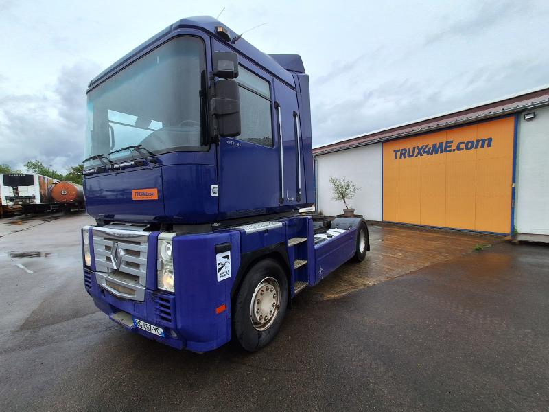 Tracteur Renault Magnum 460 DXI