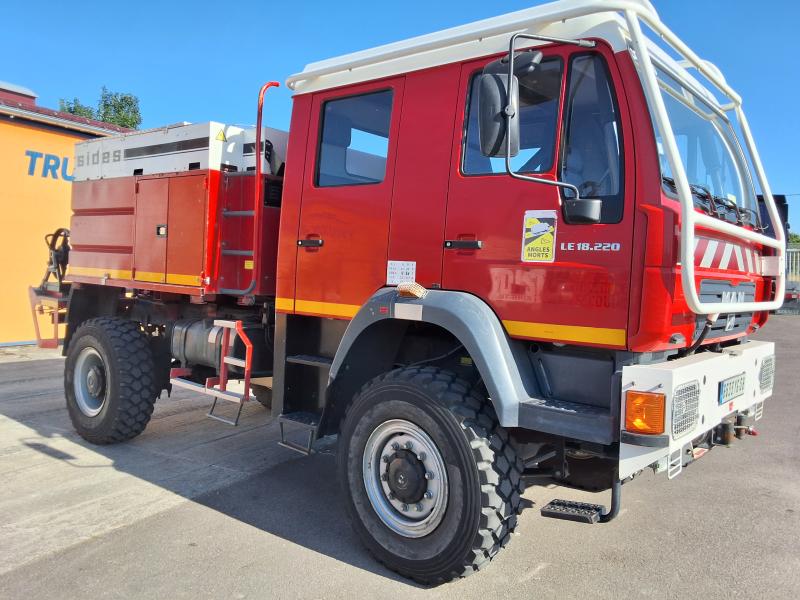 Camion MAN LE 18.220 Véhicules spéciaux Pompiers