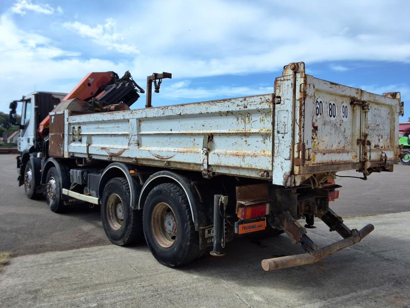 Camión Iveco Trakker 450 Volquete Volquete trasero