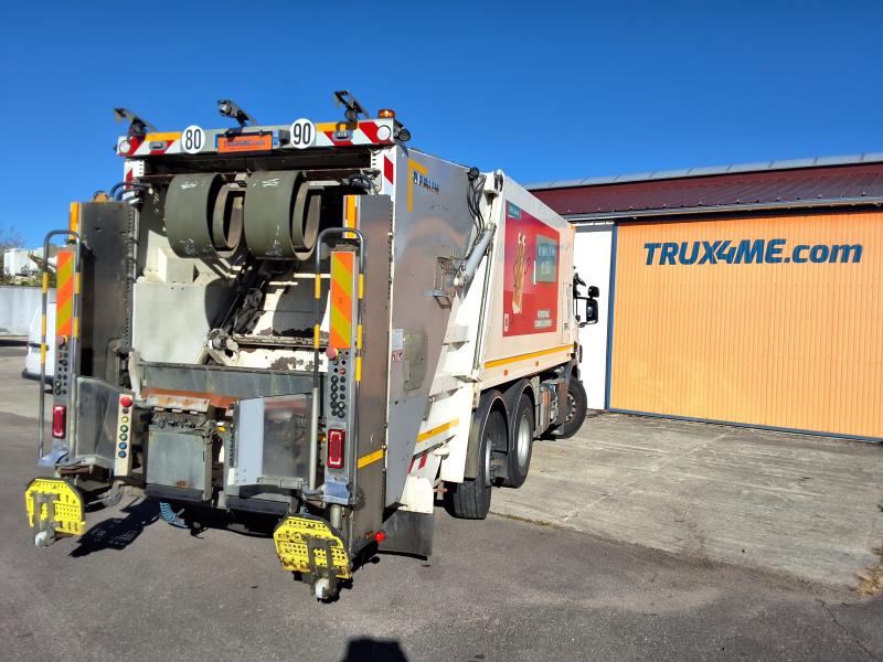 Máquinas de limpieza Scania P 320 Camión volquete de basuras domésticas