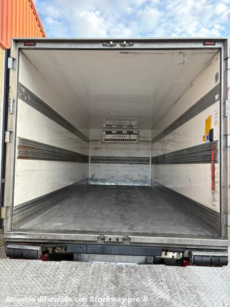 Photo Iveco Eurocargo 120E28 image 6/13