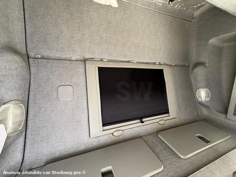 Photo Iveco Eurocargo 180E30 image 12/12