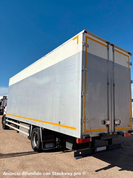 Photo Iveco Eurocargo 180E30 image 5/12