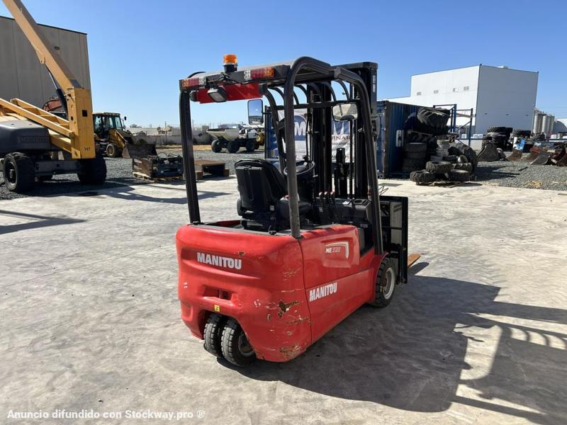 Photo Manitou ME 320  image 4/11