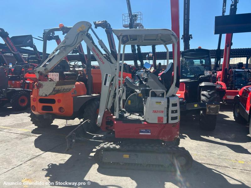 Photo Takeuchi TB 217 R  image 1/10